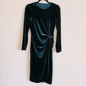 ANTONIO MELANI midi velour dress size 6 emerald green holiday elegant stretchy